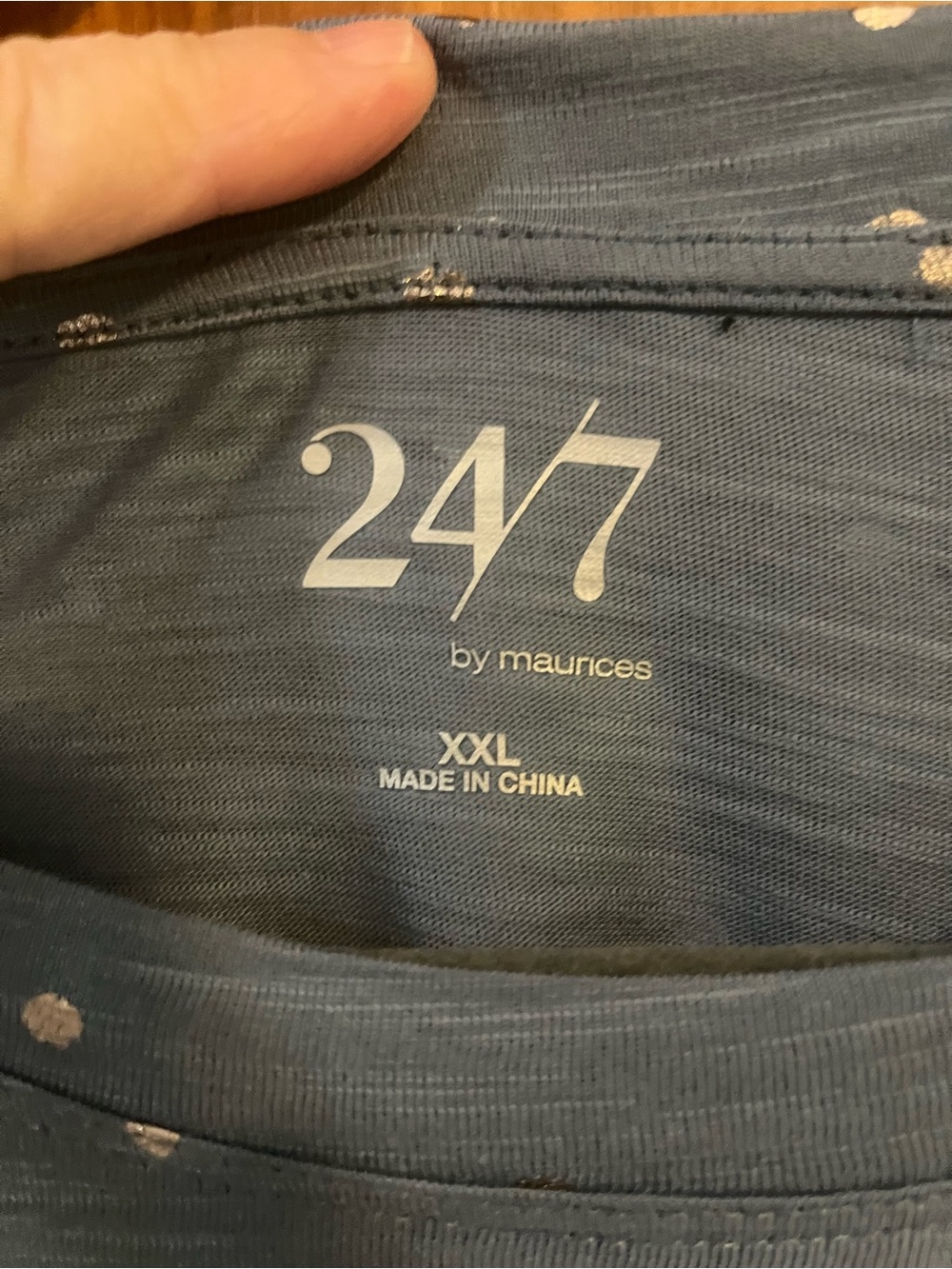 Maurice’s  Slate Blue Short-Sleeve Tee with Metallic Dot Pattern XXL - Picture 3 of 5